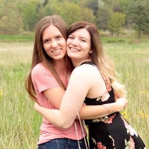 Meet your Posher, Naomi